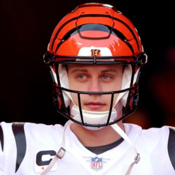 Meet your Posher, Derrick - Picture 1 of 1